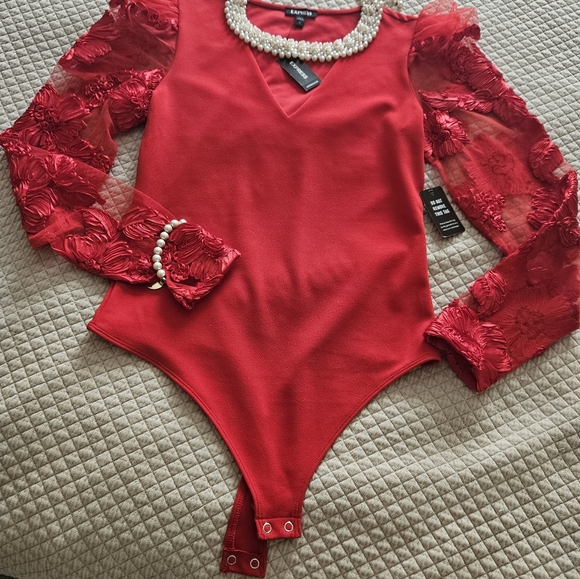 RED BODY SUIT SIZE M/ NWT - Picture 6 of 12